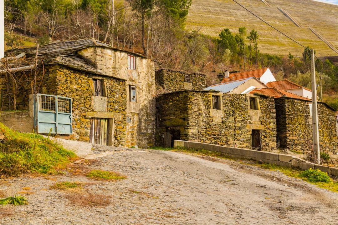 בית הארחה וילה ריאל 	"Casa Da Russa" Mountain Experience מראה חיצוני תמונה